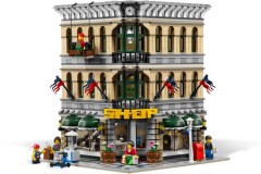 Grand Emporium (LEGO 10211)
