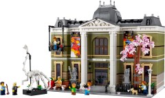 Natural History Museum (LEGO 10326)